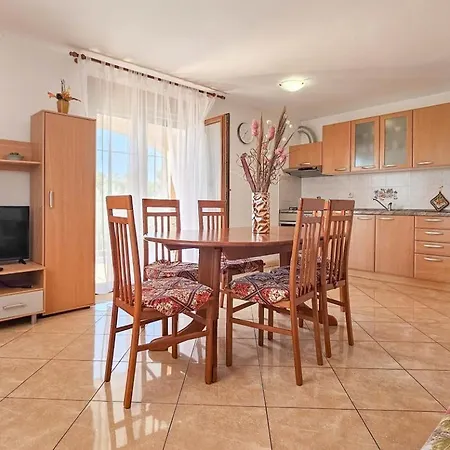 Viola One Apartmán