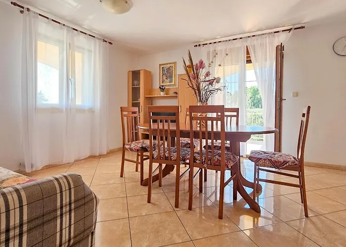 Viola One Διαμέρισμα *